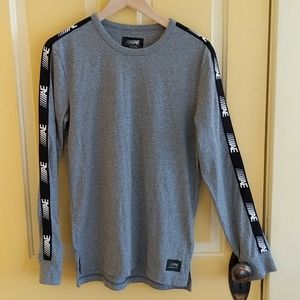 American Eagle Long Sleeve Workout Tee